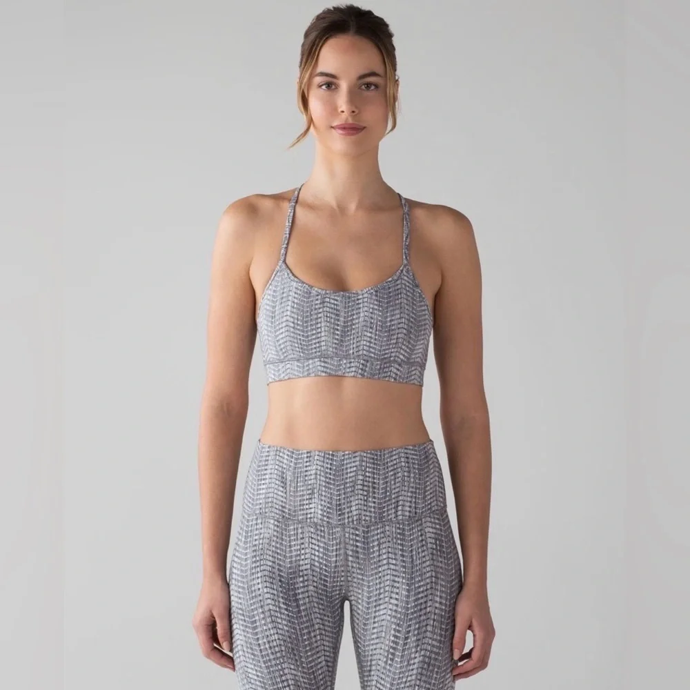 Lululemon Flow Y Bra IV *Luon in Arrow Jacquard Battleship Silver - Size 12
